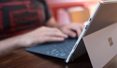 microsoft plucks windows 10 oct i7920